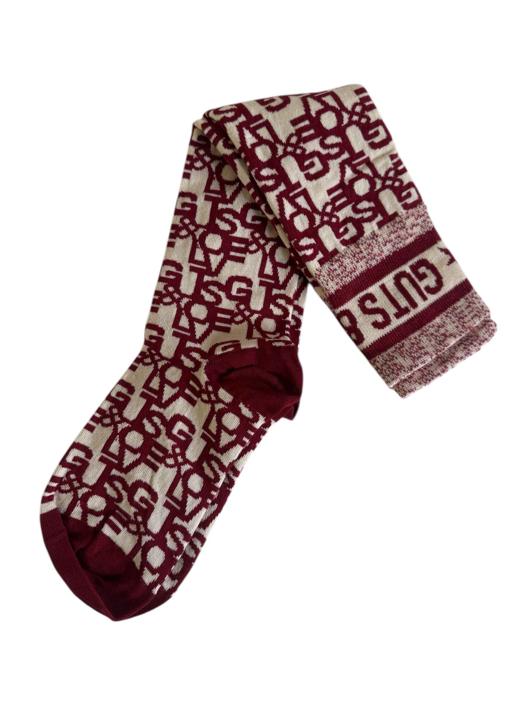 fw25 guts and love monogram burgundy socks 1 11zon